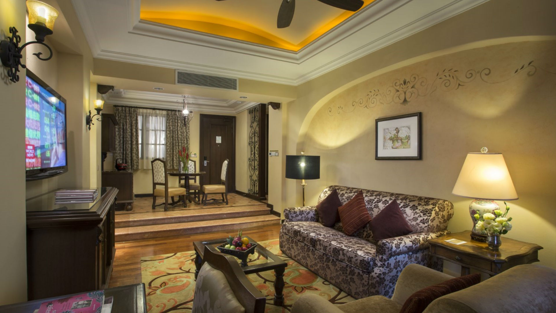 Studio King Room